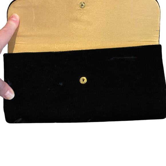 Vintage Victoria’s Secret black velvet clutch - Picture 2 of 6